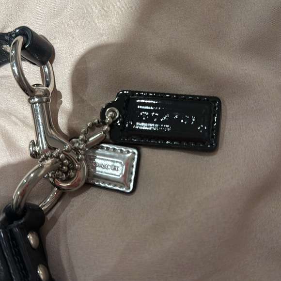 Coach Black leather shoulder bag - Picture 3 of 5